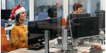 How to Boost Employee Productivity During the Holidays How to Boost Employee Productivity During the Holidays