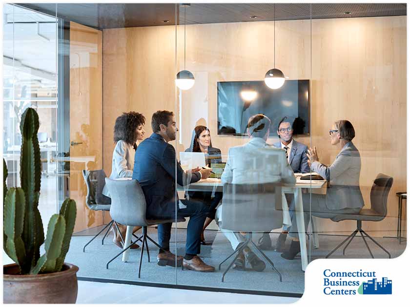3 Signs That Your Meeting Should Be an Email 3 Signs That Your Meeting Should Be an Email