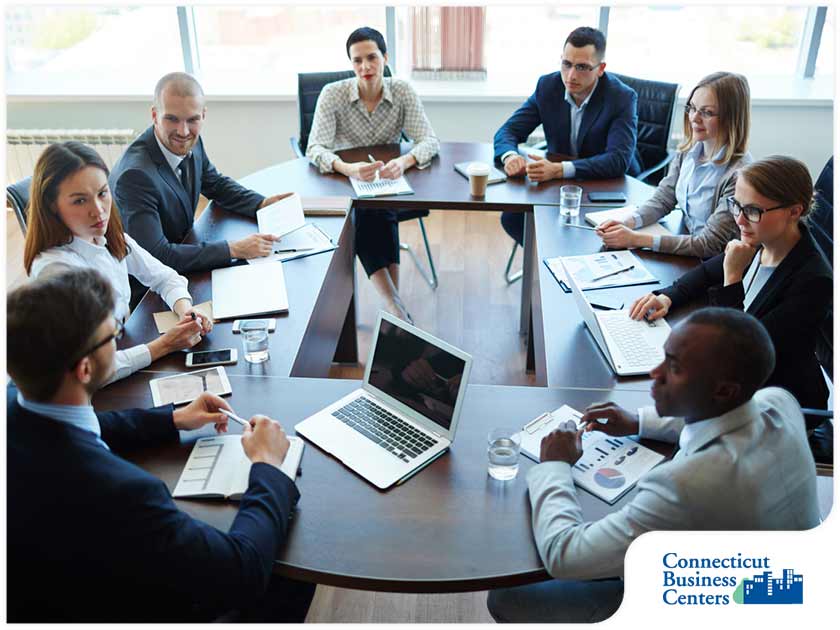 Setting Up the Perfect Meeting: Choosing the Right Layout Setting Up the Perfect Meeting: Choosing the Right Layout